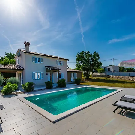 Laura, A Charming And Private Near The Sea Сasa de vacaciones Krapan